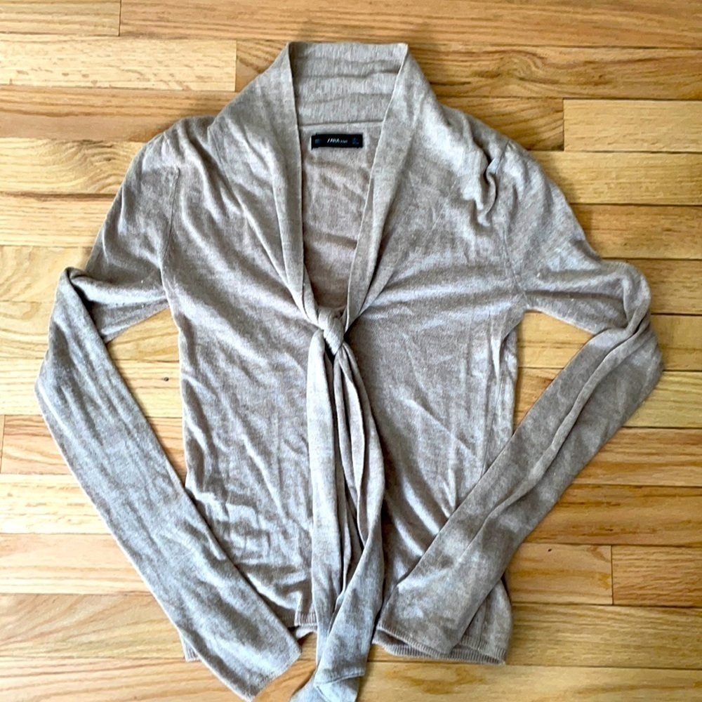 Zara Light Knit Sweater With Tie​​​​​​​​​​​